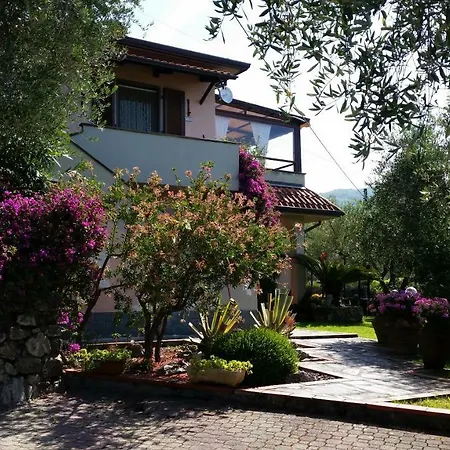 Chiara Apartment *